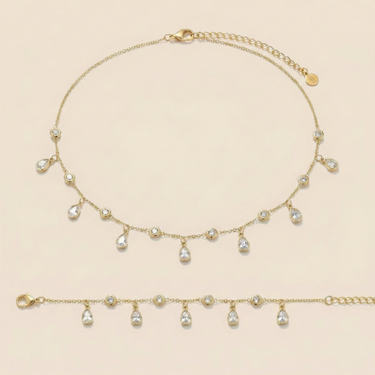 18K Gold Teardrop Diamond Dangle Jewelry Set